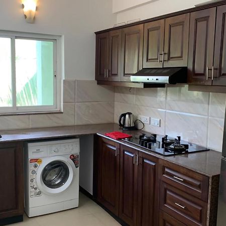 B&F Kensington Square Apartamento Siolim Exterior foto