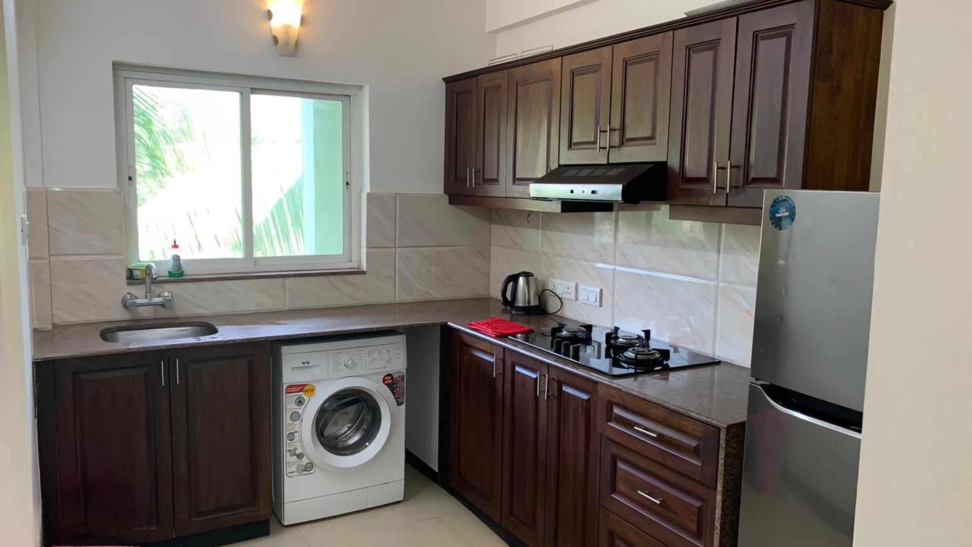 B&F Kensington Square Apartamento Siolim Exterior foto
