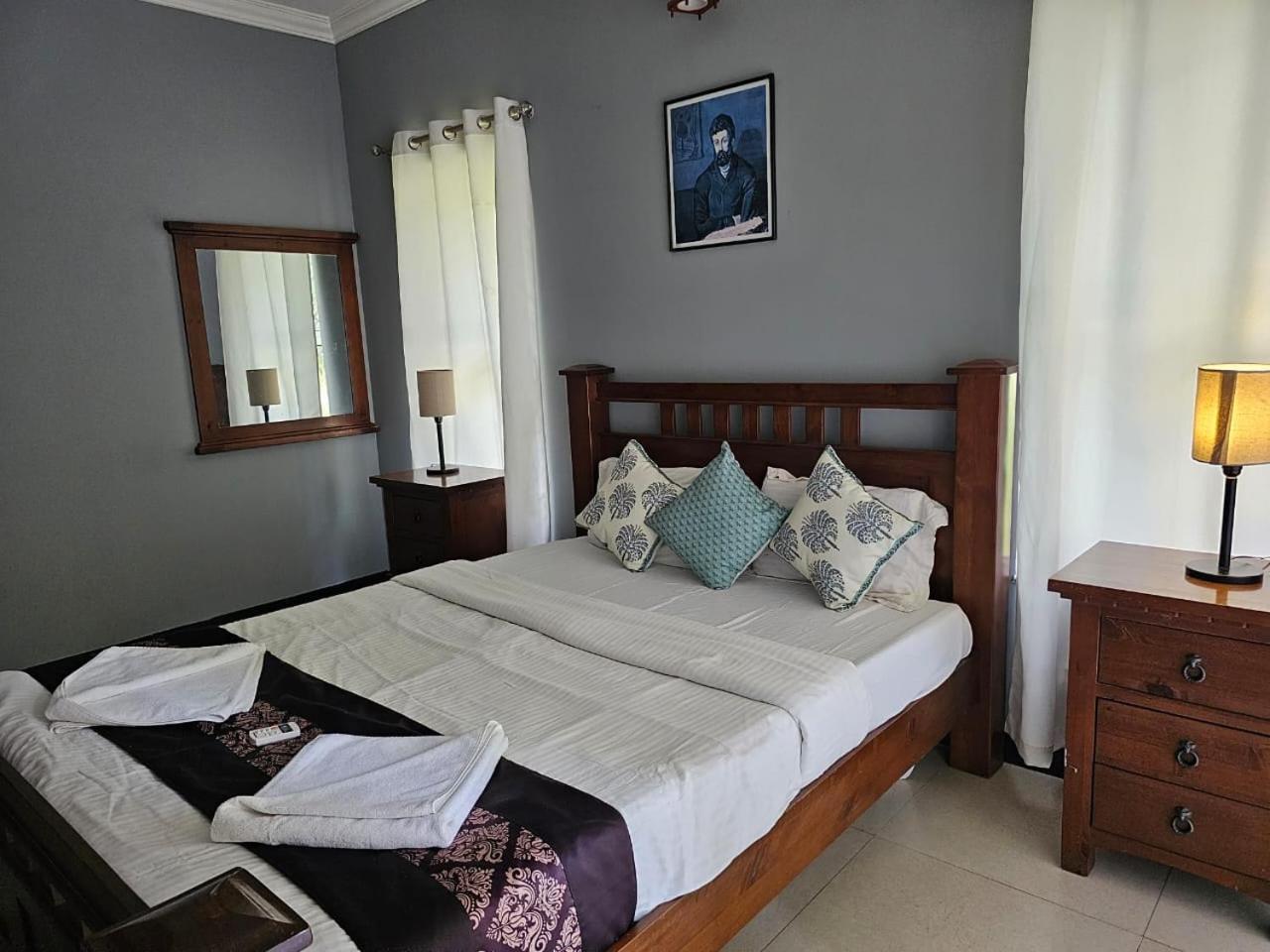 B&F Kensington Square Apartamento Siolim Exterior foto