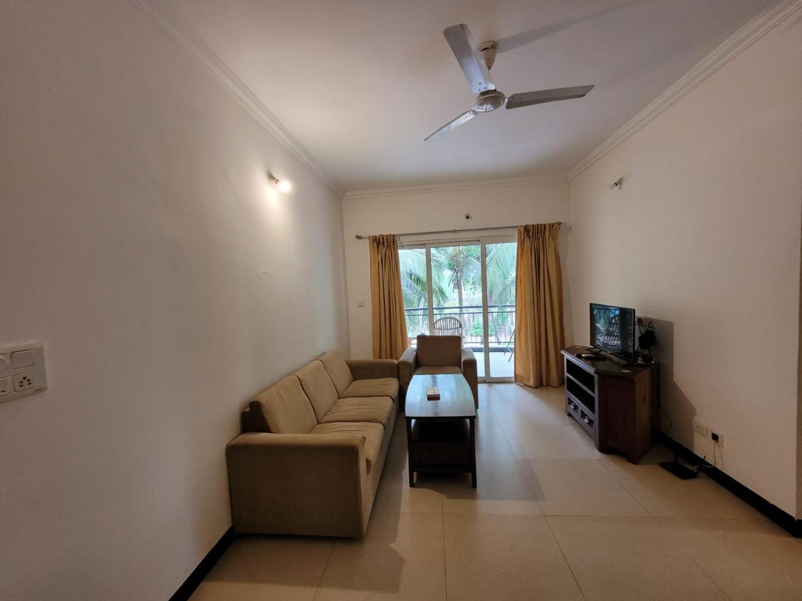 B&F Kensington Square Apartamento Siolim Exterior foto